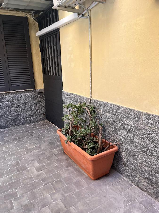 Апартаменты Centro Stabia Кастелламмаре-ди-Стабия Экстерьер фото
