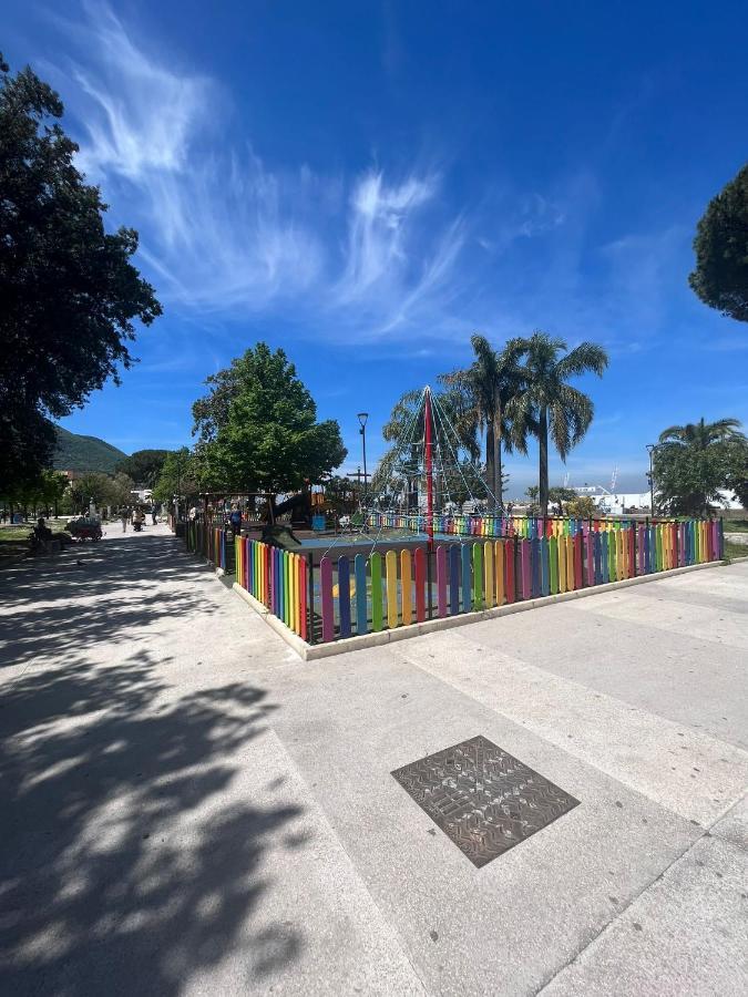 Апартаменты Centro Stabia Кастелламмаре-ди-Стабия Экстерьер фото