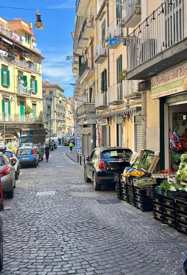 Апартаменты Centro Stabia Кастелламмаре-ди-Стабия Экстерьер фото