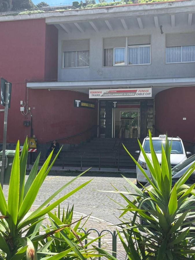 Апартаменты Centro Stabia Кастелламмаре-ди-Стабия Экстерьер фото
