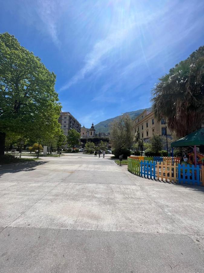Апартаменты Centro Stabia Кастелламмаре-ди-Стабия Экстерьер фото